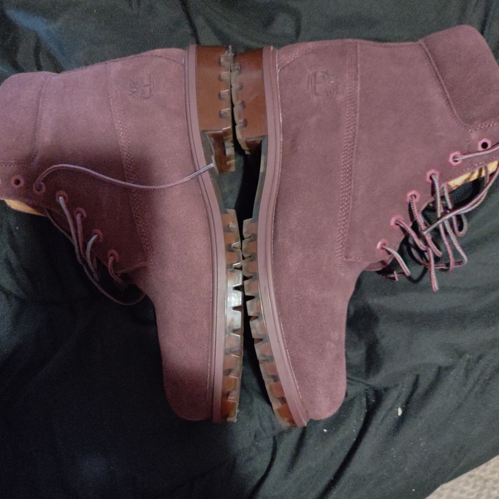 Timberland special edition there maroon in color